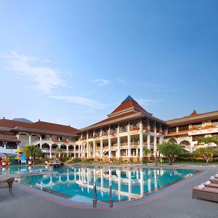 Royal Hotel And Villa Batu Batu  Dış mekan fotoğraf
