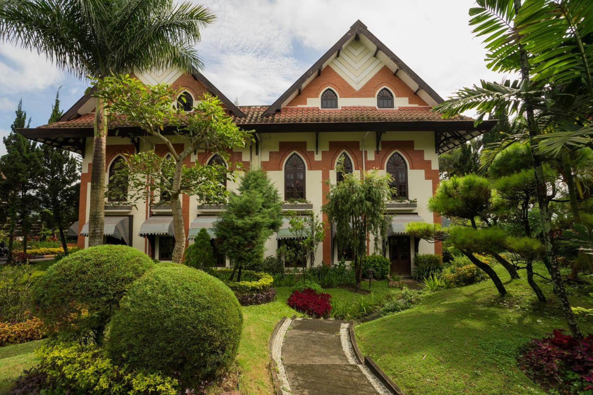 Royal Hotel And Villa Batu Batu  Dış mekan fotoğraf