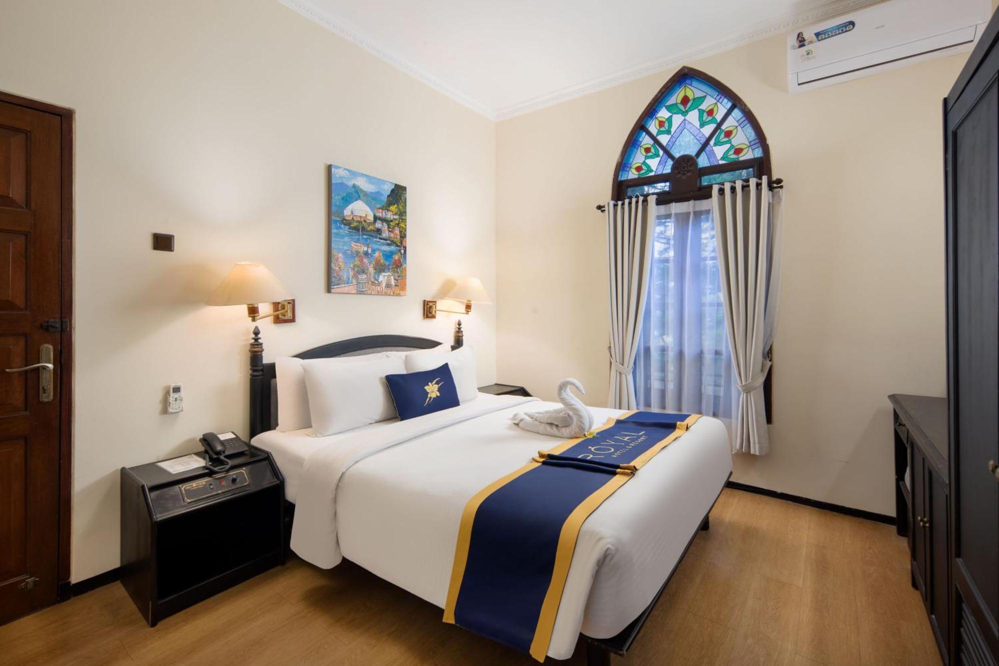 Royal Hotel And Villa Batu Batu  Dış mekan fotoğraf