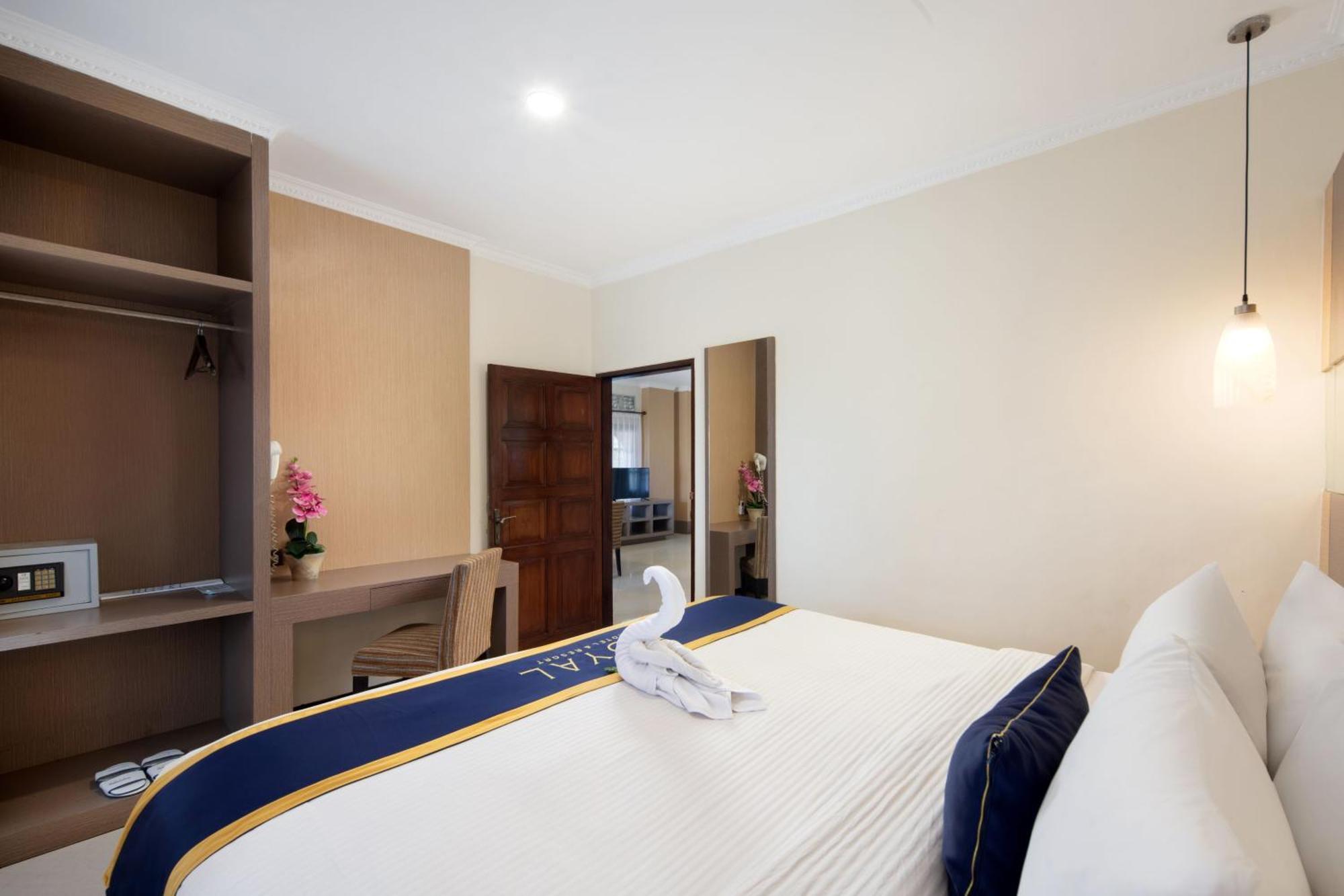 Royal Hotel And Villa Batu Batu  Dış mekan fotoğraf