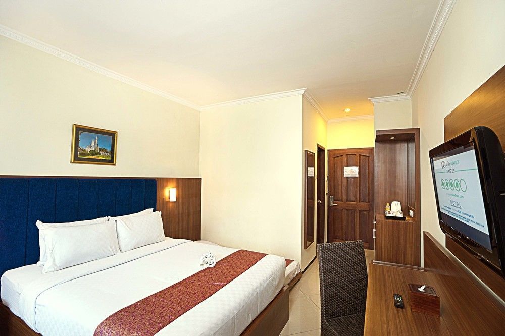 Royal Hotel And Villa Batu Batu  Dış mekan fotoğraf